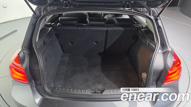 BMW 1 Series (F20) 118d Sport 5Door 2017 — фото 20