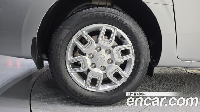 Hyundai Staria Cargo 3-Seater Modern 2022 — фото 5
