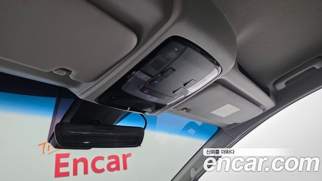 Hyundai Staria Cargo 3-Seater Modern 2022 — фото 19