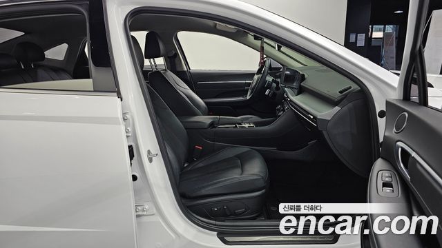 Hyundai Sonata The Edge (DN8) 2.0 LPG(Rent) Business 2 2025 — фото 11