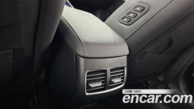 Hyundai Sonata The Edge (DN8) 2.0 LPG(Rent) Business 2 2025 — фото 18