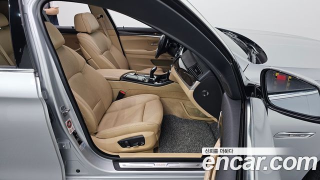 BMW 5 Series (F10) 528i xDrive Luxury Plus 2015 — фото 10