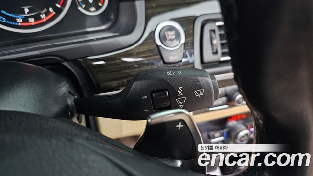 BMW 5 Series (F10) 528i xDrive Luxury Plus 2015 — фото 18
