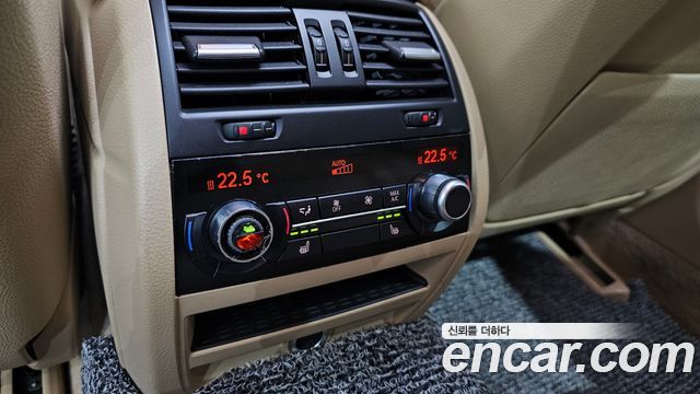BMW 5 Series (F10) 528i xDrive Luxury Plus 2015 — фото 19