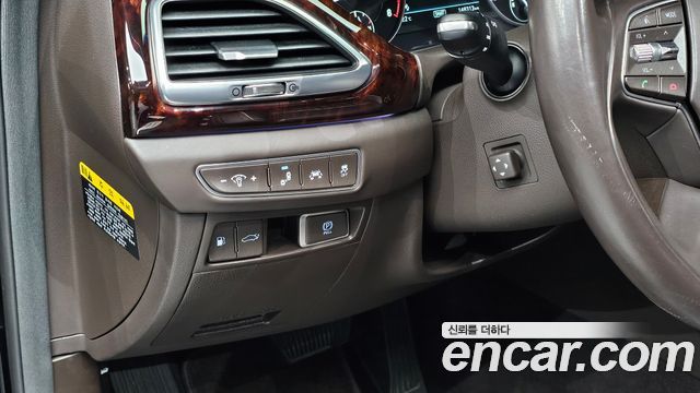 Genesis EQ900 5.0 GDI AWD Prestige 2016 — фото 15