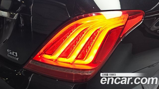 Genesis EQ900 5.0 GDI AWD Prestige 2016 — фото 23