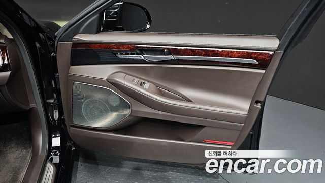 Genesis EQ900 5.0 GDI AWD Prestige 2016 — фото 24