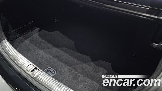 Genesis EQ900 5.0 GDI AWD Prestige 2016 — фото 28