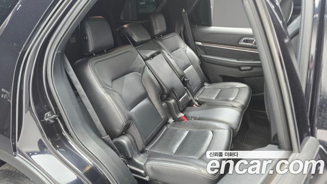 Ford Explorer 2.3 Limited 4WD 5th 2019 — фото 12