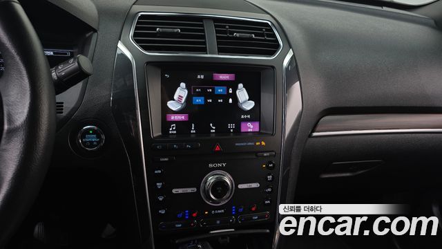 Ford Explorer 2.3 Limited 4WD 5th 2019 — фото 15