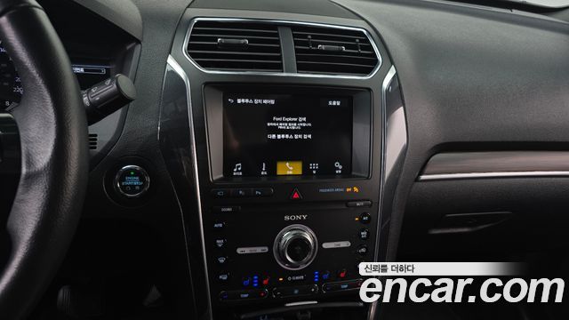 Ford Explorer 2.3 Limited 4WD 5th 2019 — фото 16