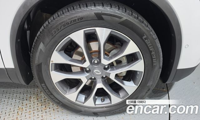 Renault Korea QM6 Diesel 4WD RE Signature 2019 — фото 21