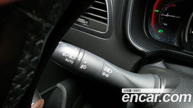 Renault Korea QM6 Diesel 4WD RE Signature 2019 — фото 30