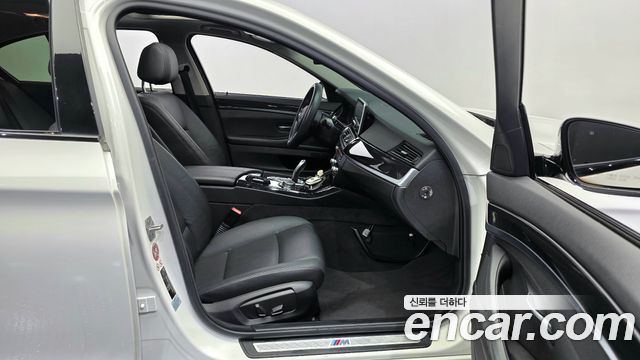 BMW 5 Series (F10) 520d M Aero Dynamic 2016 — фото 10