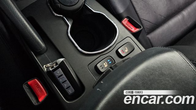 KG Mobility (SsangYong) Korando C 2.0 RX 2WD DLX 2015 — фото 19