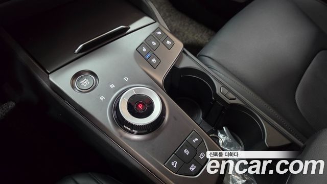 Kia Sportage (V) Gasoline 1.6 Turbo 4WD Noblesse 2025 — фото 9