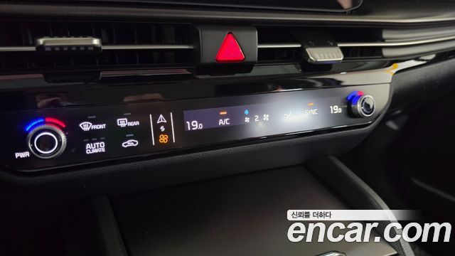 Kia Sportage (V) Gasoline 1.6 Turbo 4WD Noblesse 2025 — фото 18