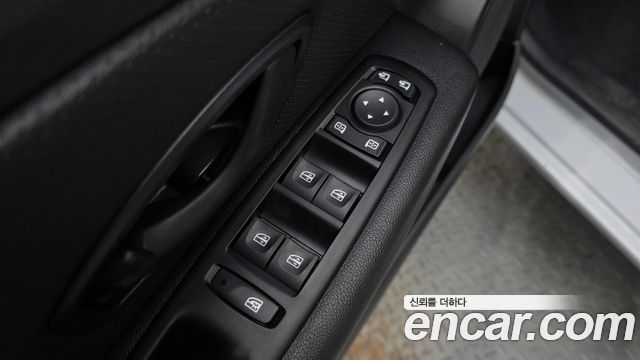 Renault Korea SM3 Neo SE 2019 — фото 12