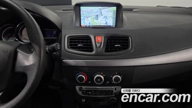 Renault Korea SM3 Neo SE 2019 — фото 17
