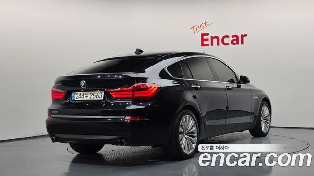 BMW 5 Series GT (F07) GT xDrive 2016 — фото 2