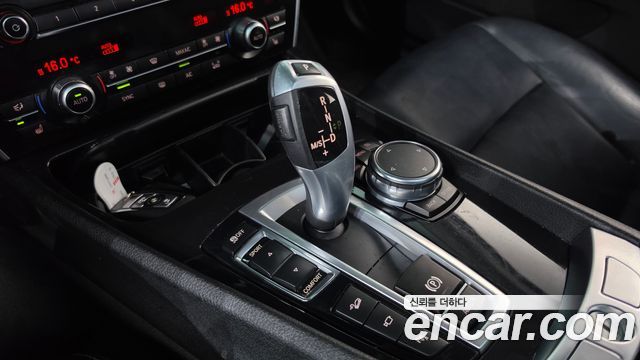 BMW 5 Series GT (F07) GT xDrive 2016 — фото 9
