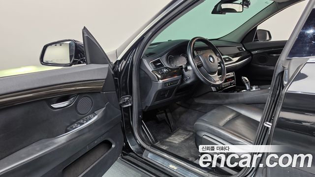 BMW 5 Series GT (F07) GT xDrive 2016 — фото 10