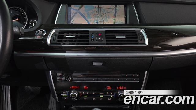BMW 5 Series GT (F07) GT xDrive 2016 — фото 14