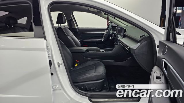 Hyundai Sonata The Edge (DN8) 2.0 LPG(Rent) Business 2 2025 — фото 11