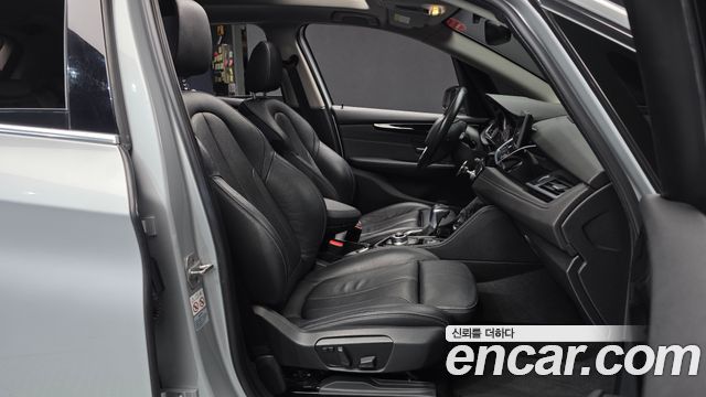 BMW 2 Series Active Tourer (F45) Luxury 2018 — фото 11