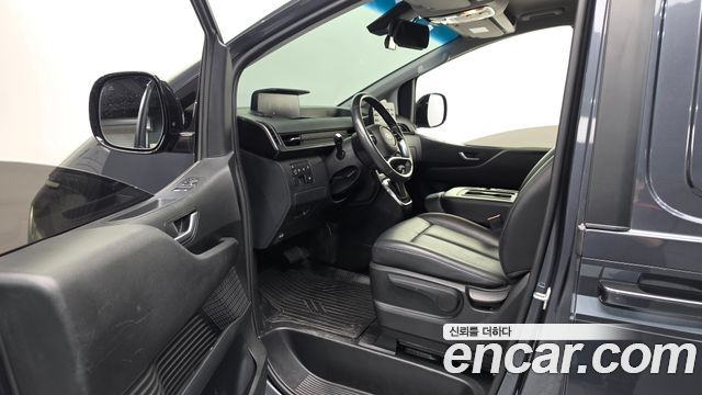 Hyundai Staria Cargo 3-Seater Modern 2022 — фото 10