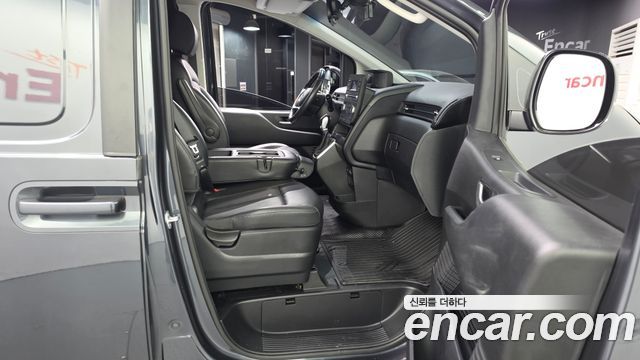 Hyundai Staria Cargo 3-Seater Modern 2022 — фото 11
