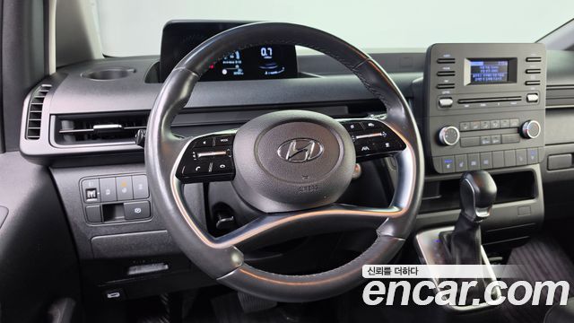 Hyundai Staria Cargo 3-Seater Modern 2022 — фото 13