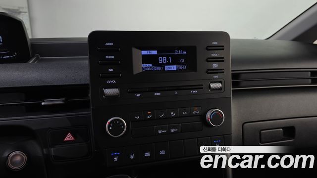Hyundai Staria Cargo 3-Seater Modern 2022 — фото 14