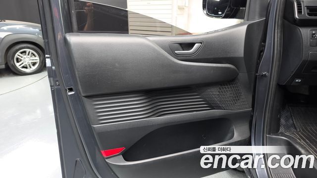 Hyundai Staria Cargo 3-Seater Modern 2022 — фото 24
