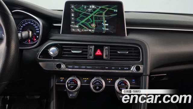 Genesis G70 2.0T AWD Advanced 2018 — фото 13