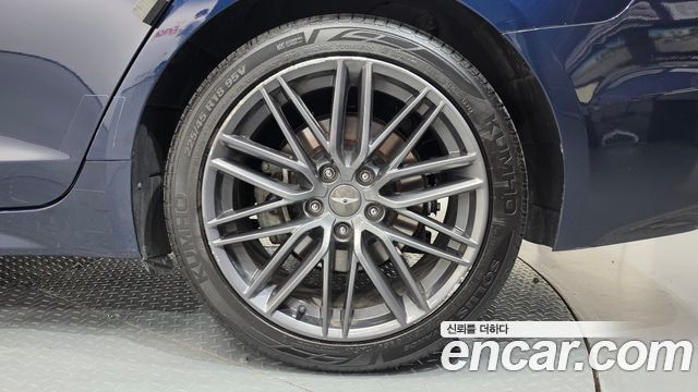 Genesis G70 2.0T AWD Advanced 2018 — фото 21