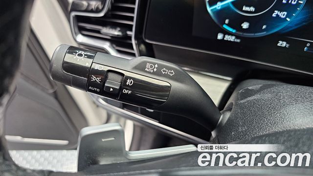 Kia Sportage (V) Gasoline 1.6 Turbo 2WD Signature 2022 — фото 19