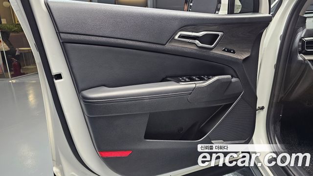 Kia Sportage (V) Gasoline 1.6 Turbo 2WD Signature 2022 — фото 24