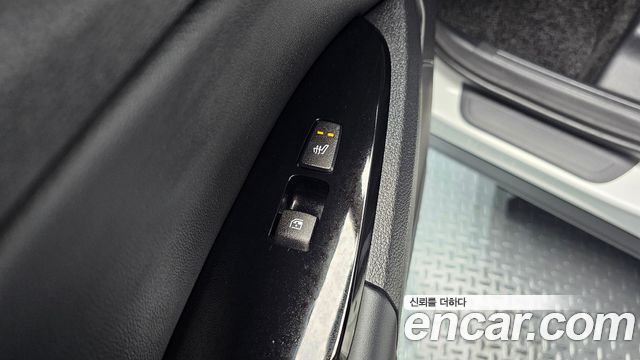 Kia Sportage (V) Gasoline 1.6 Turbo 2WD Signature 2022 — фото 28