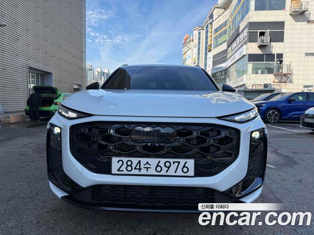Audi Q3 (FJ) TFSI Quattro S Line Black Edition 2026 — фото 3
