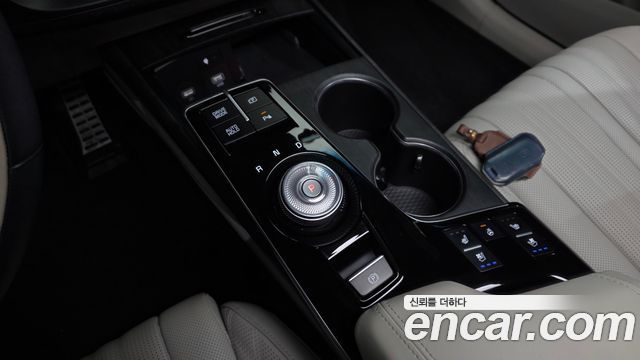 Kia K8 2.5 Gasoline 2WD Signature 2022 — фото 9