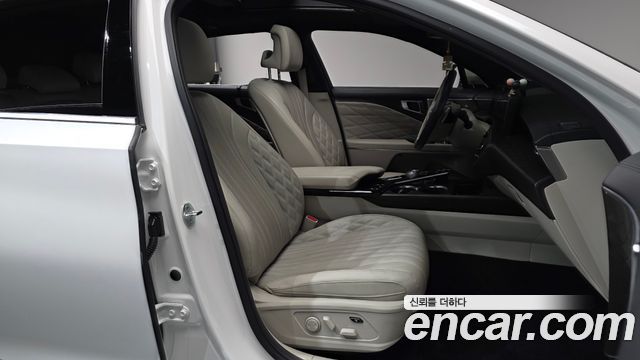 Kia K8 2.5 Gasoline 2WD Signature 2022 — фото 12
