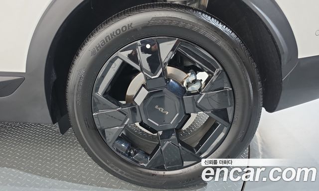 Kia Sportage Hybrid (V) HEV 1.6 2WD Signature X Line 2026 — фото 21