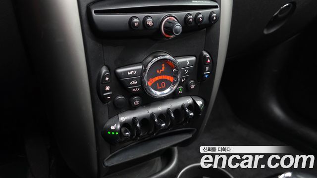 MINI Cooper D Countryman Standard 1st 2013 — фото 18