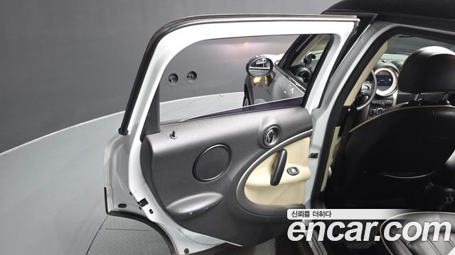 MINI Cooper D Countryman Standard 1st 2013 — фото 25
