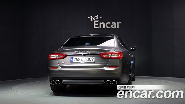 Maserati Quattroporte S Q4 3.0 V6 2016 — фото 4