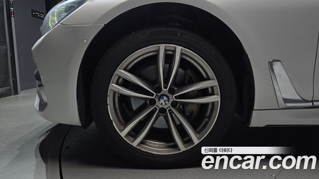 BMW 7 Series (G11) 740Li xDrive M Sport Package 2017 — фото 5