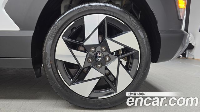Hyundai Kona (SX2) Gasoline 1.6 Turbo 4WD Premium 2023 — фото 21