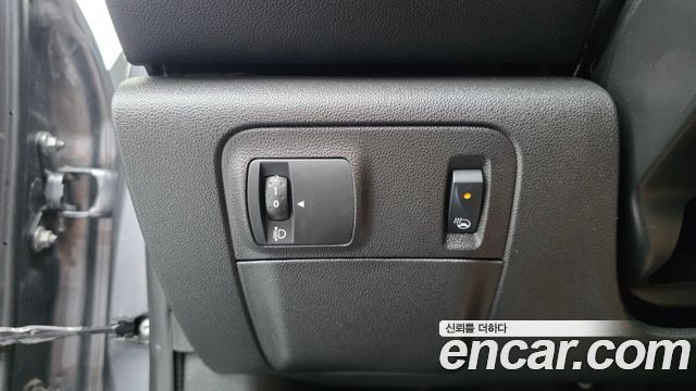 Renault Korea SM6 2.0 LPe SE (Rental car) 2020 — фото 20