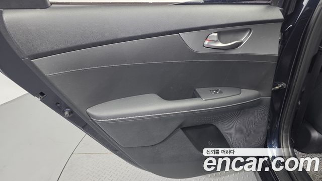 Kia K3 Prestige 2021 — фото 25